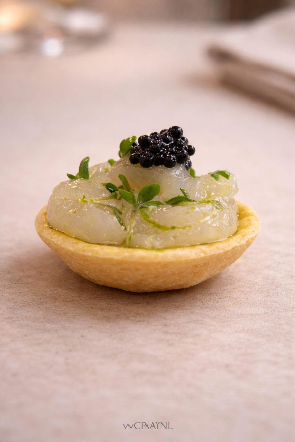 Scallop tartlette with caviar